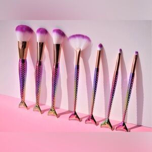 Mermaid Makeup Brush Set with Purple Accents